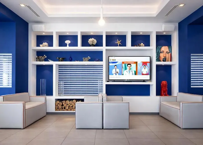 Hotiday Capo Di Отель